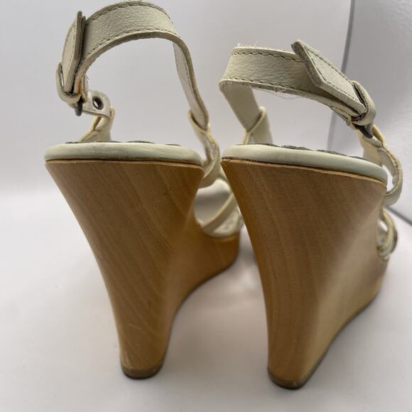MOSCHINO Cheap and Chic Size 6.5 Leather Sandals Cream Wedge Heel Open Toe - Picture 4 of 9